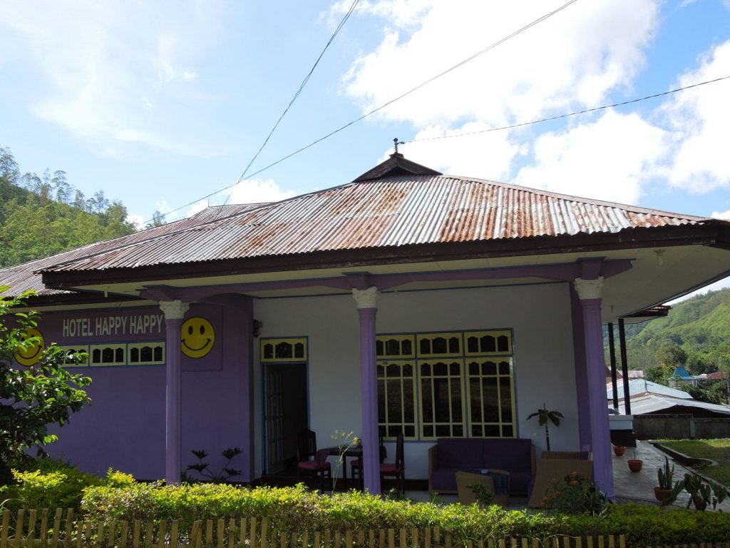 Flores, Bajawa, Happy Happy hotel | Rama Tours