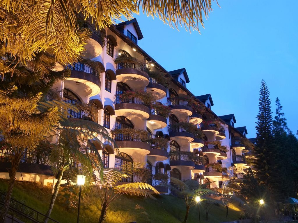 Cameron Highlands, Strawberry Park resort | Rama Tours