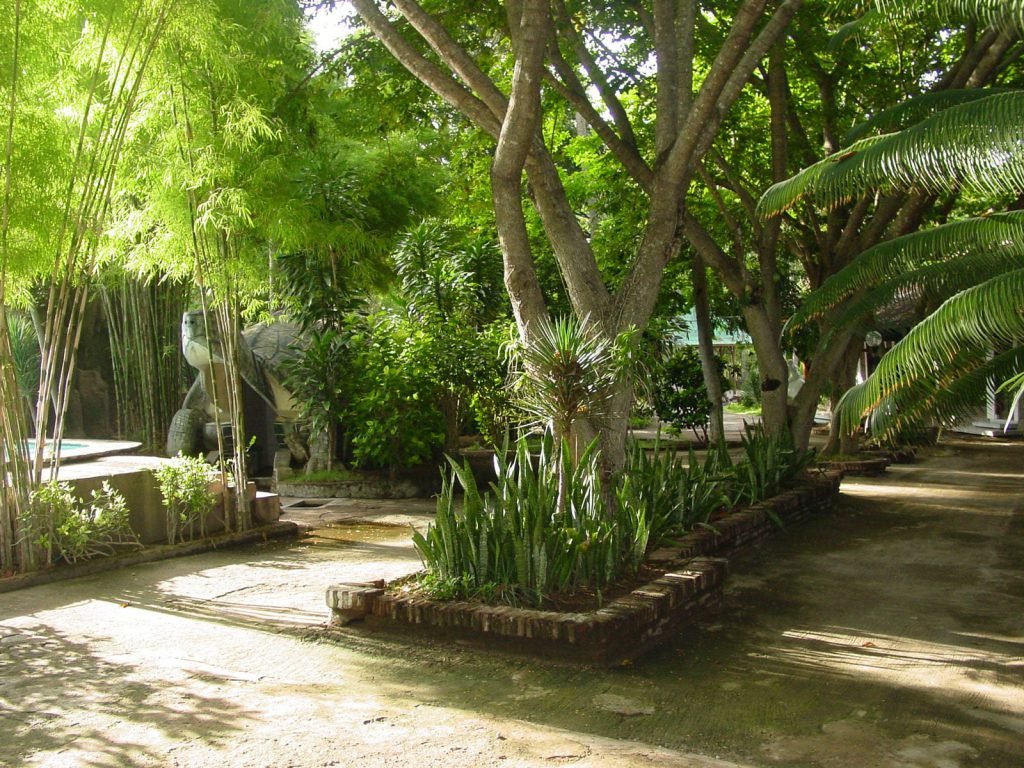 Sumbawa, Sumbawa Besar, Kencana Beach Inn hotel | Rama Tours