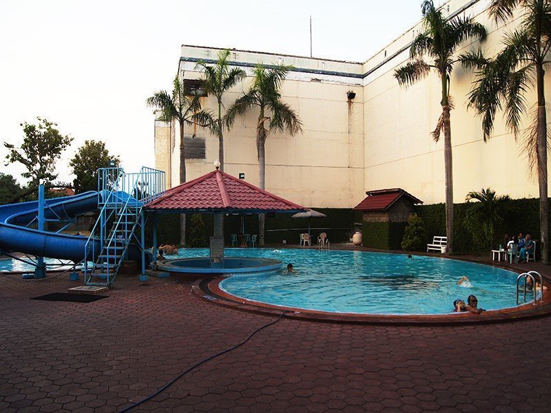 Madiun, Merdeka hotel | Rama Tours