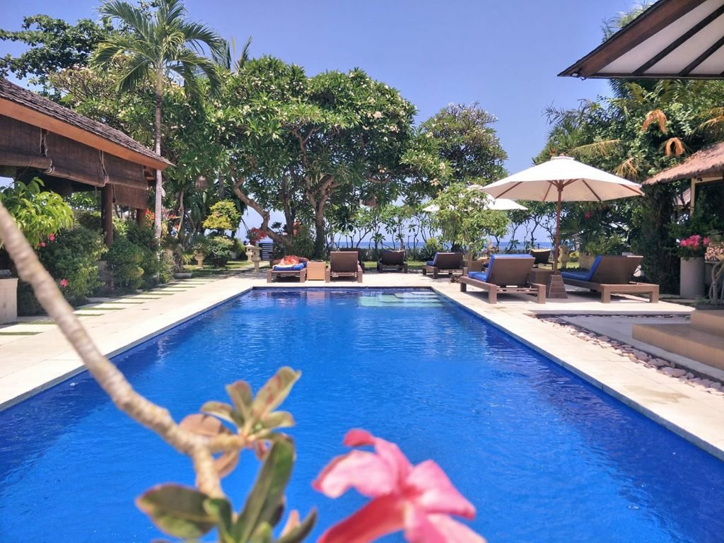 Lovina, Frangipani Beach hotel | Rama Tours