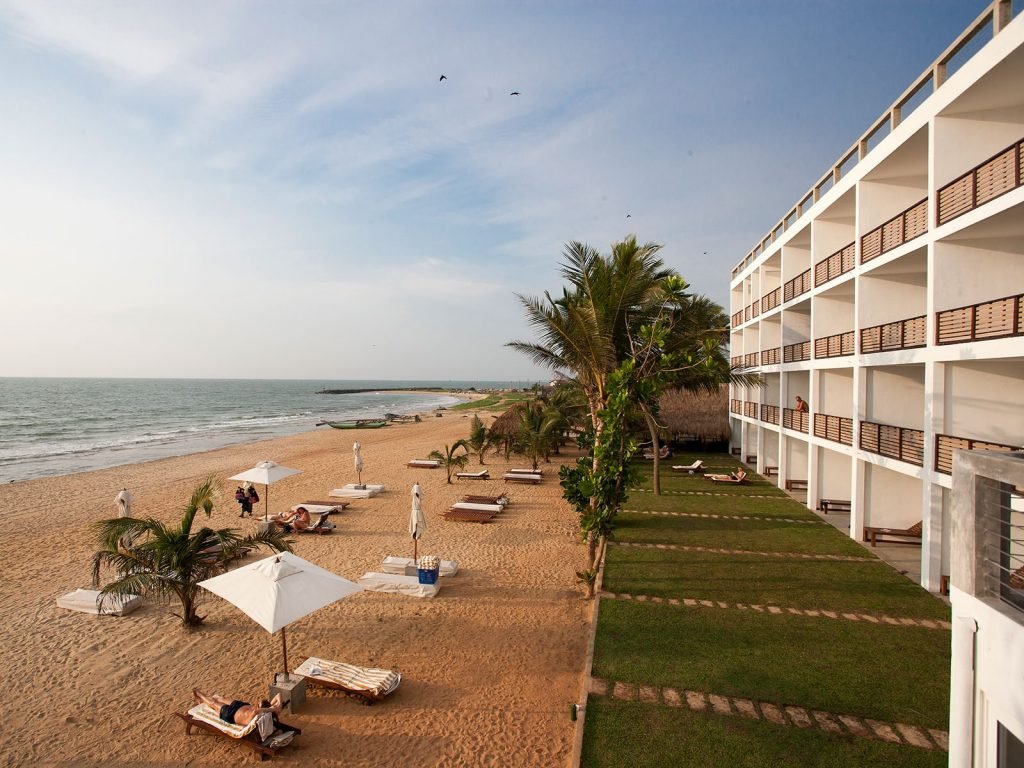 Negombo, Jetwing Sea hotel | Rama Tours