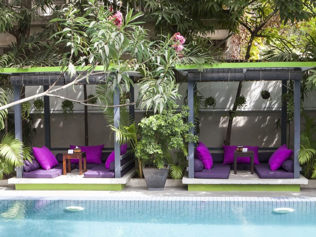 Phnom Penh, The 252 hotel | Rama Tours