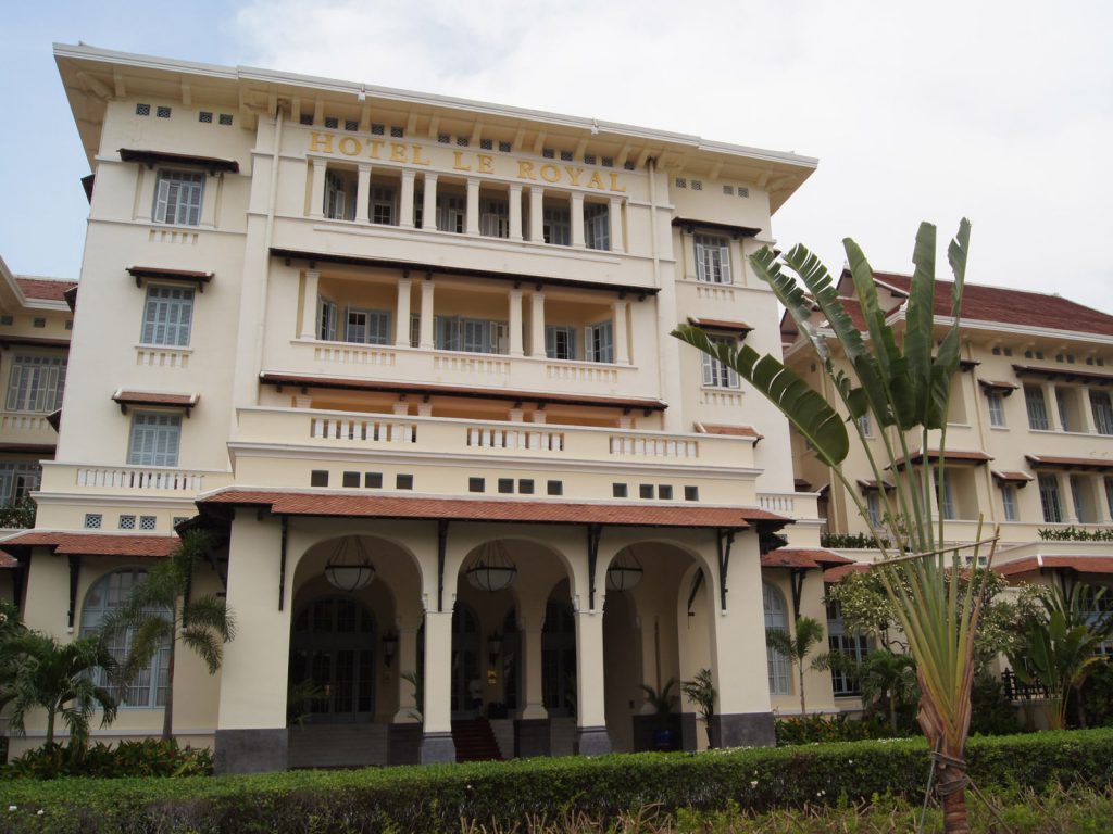 Phnom Penh, Raffles hotel Le Royal | Rama Tours