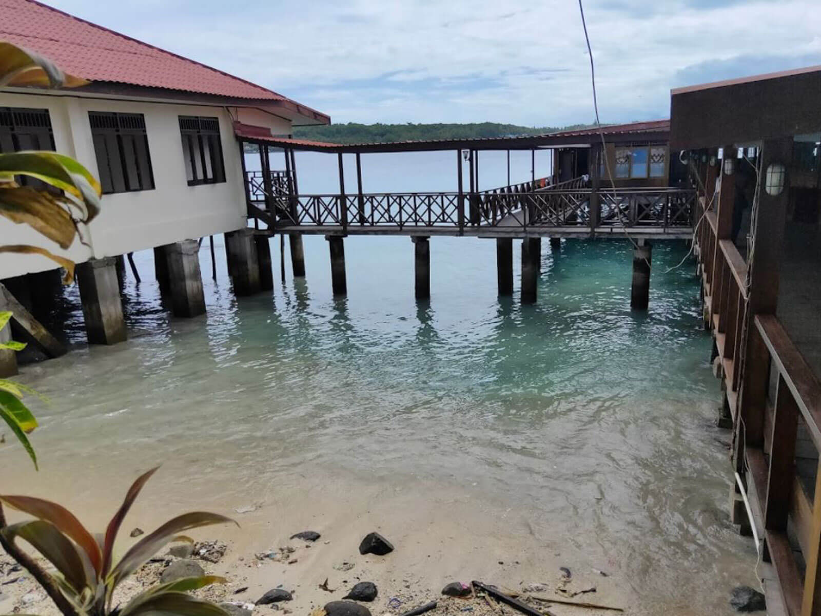 Manokwari, Mansinam Beach hotel Hotel Papua Rama Tours