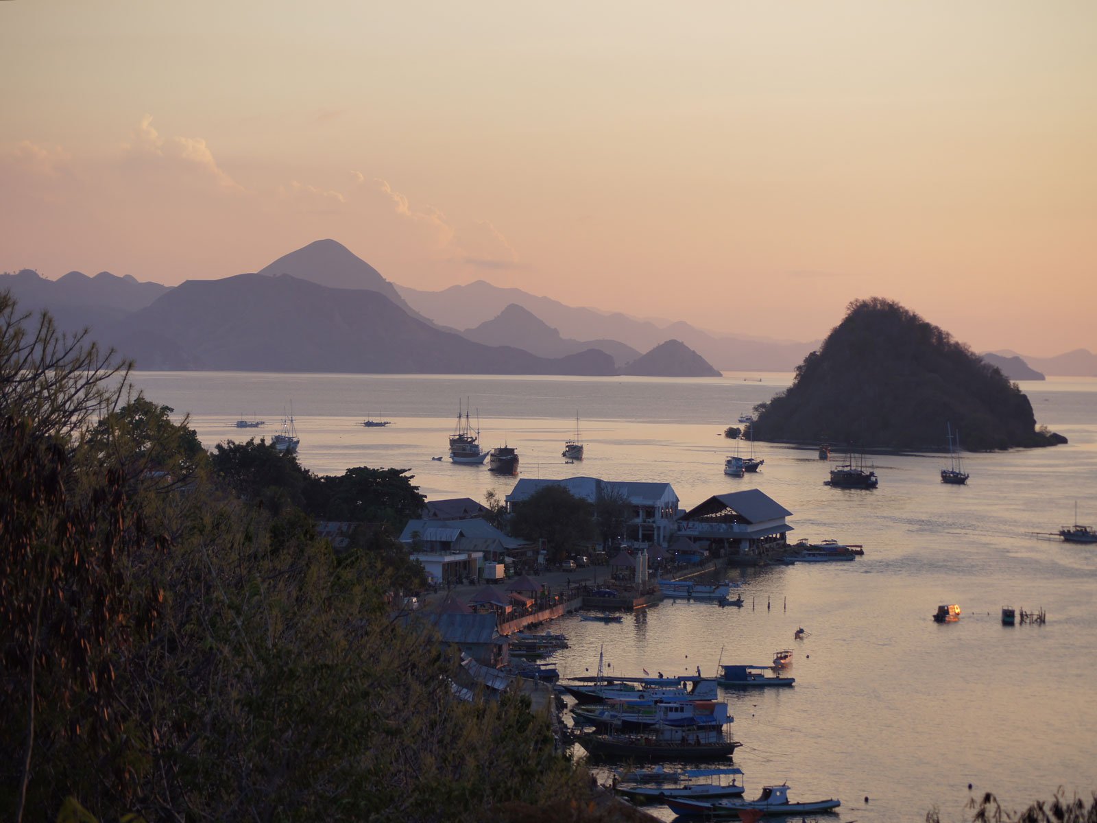 rondreis flores labuan bajo bayview gardens hotel 9
