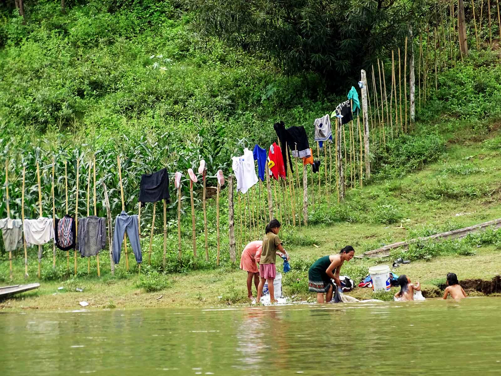 rondreis laos boottocht mekong rivier hoogtepunt 6