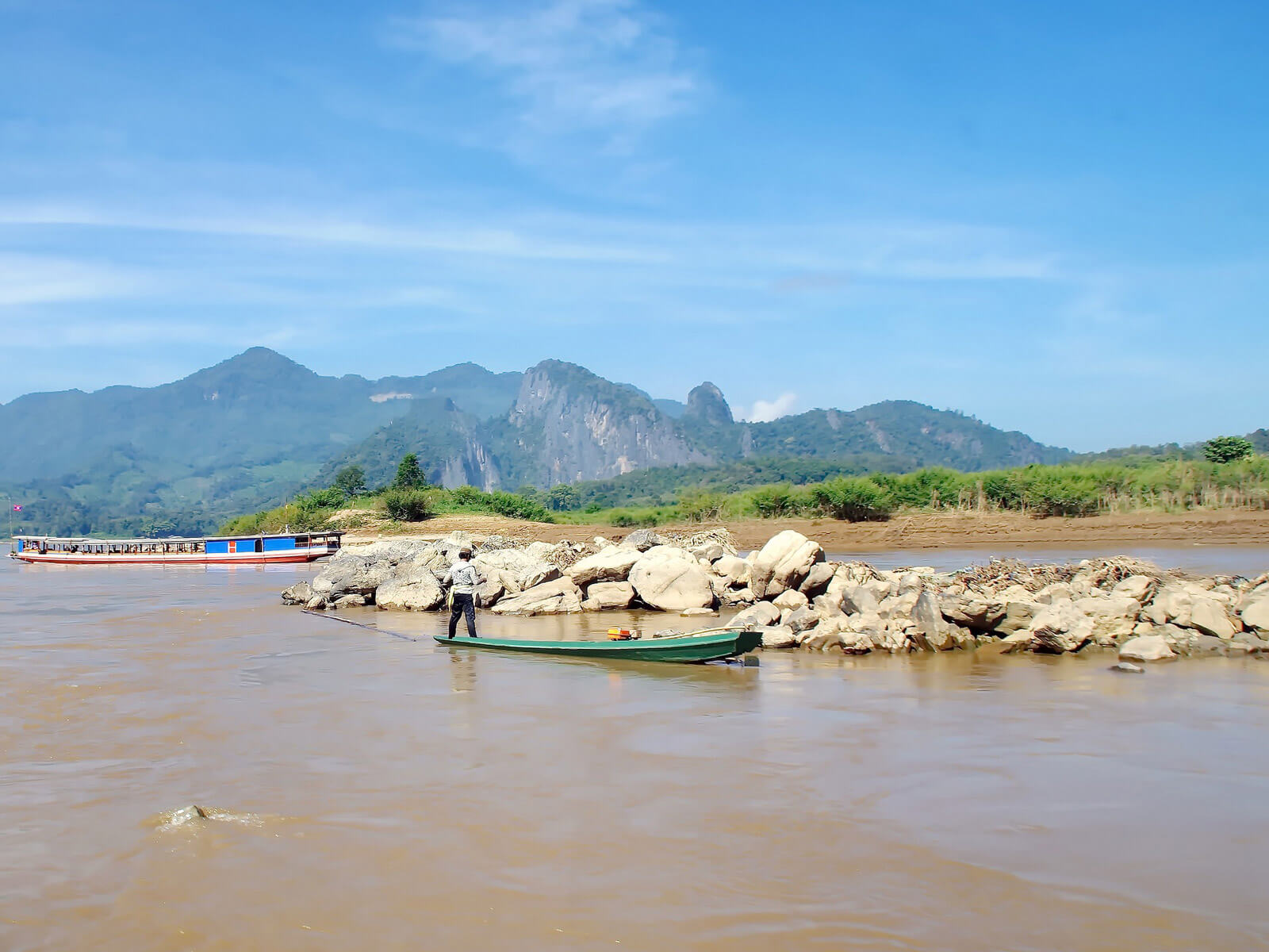rondreis laos boottocht mekong rivier hoogtepunt 7