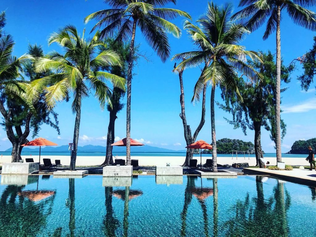 Langkawi, Tanjung Rhu resort | Rama Tours