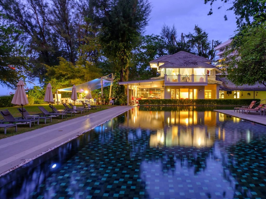Penang, Lone Pine hotel | Rama Tours