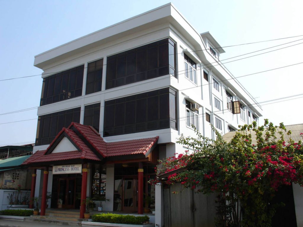 Kengtung, Princess hotel | Rama Tours