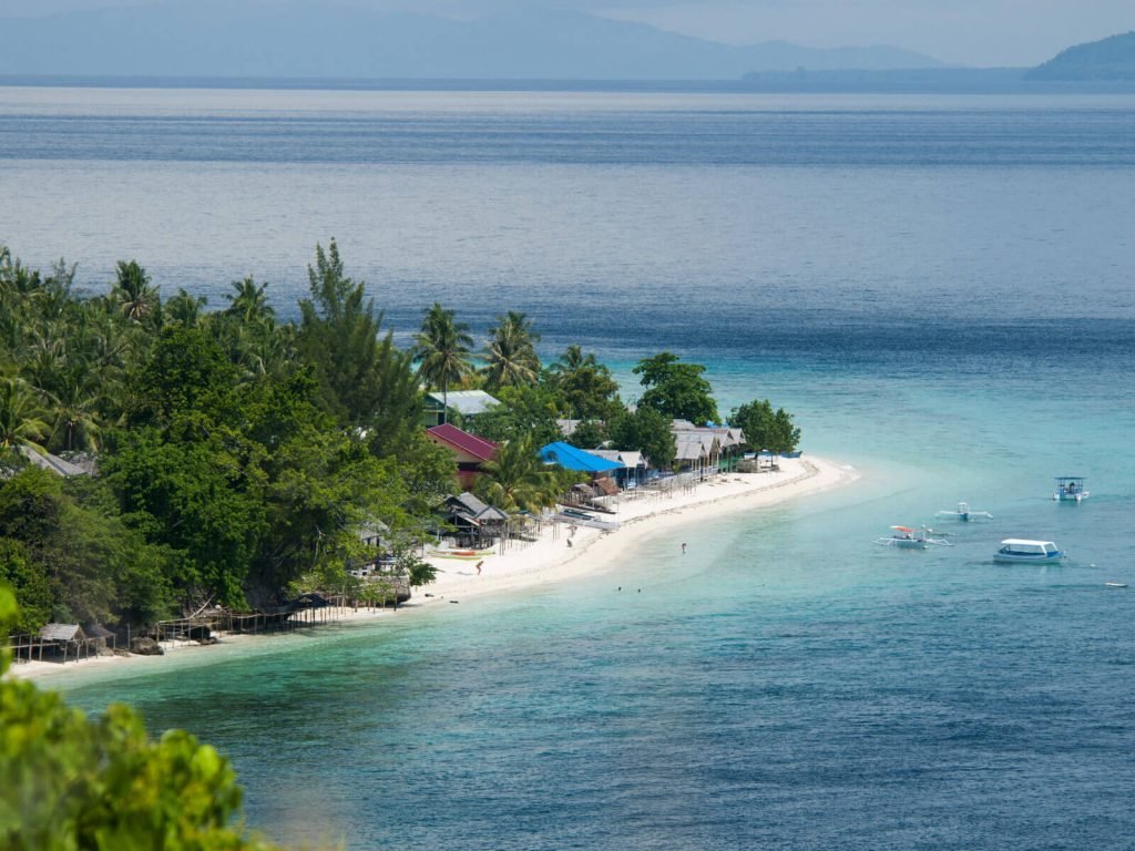 Tanjung Karang (Donggala) | Rama Tours