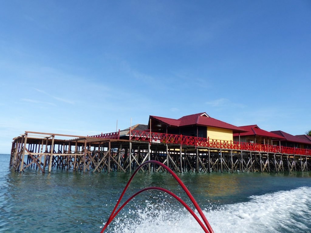 Derawan, Reza Lodge | Rama Tours