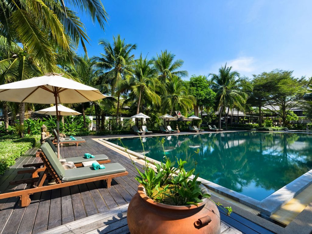 Kanchanaburi, Royal River Kwai resort | Rama Tours
