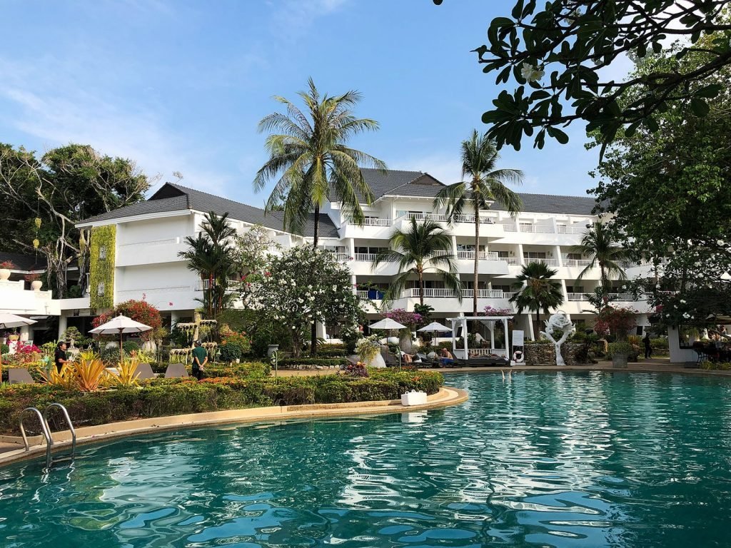 Phuket, Thavorn Palm Beach resort | Rama Tours