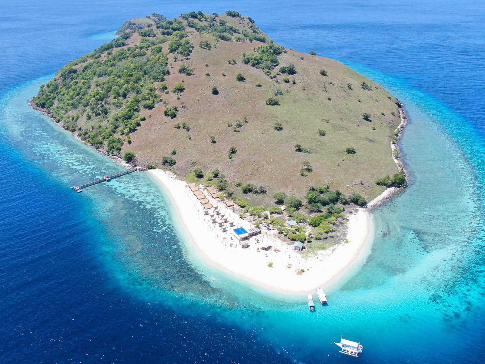 rondreis flores le pirates island glamping hotel blog 9