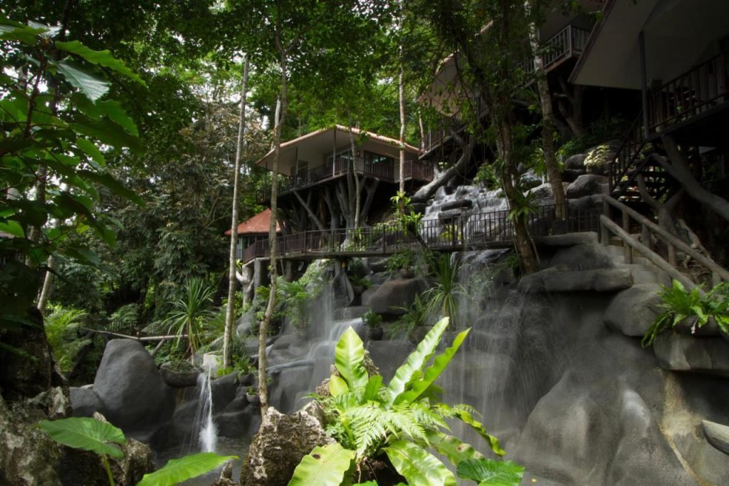 The Rock and Treehouse | Rama Tours