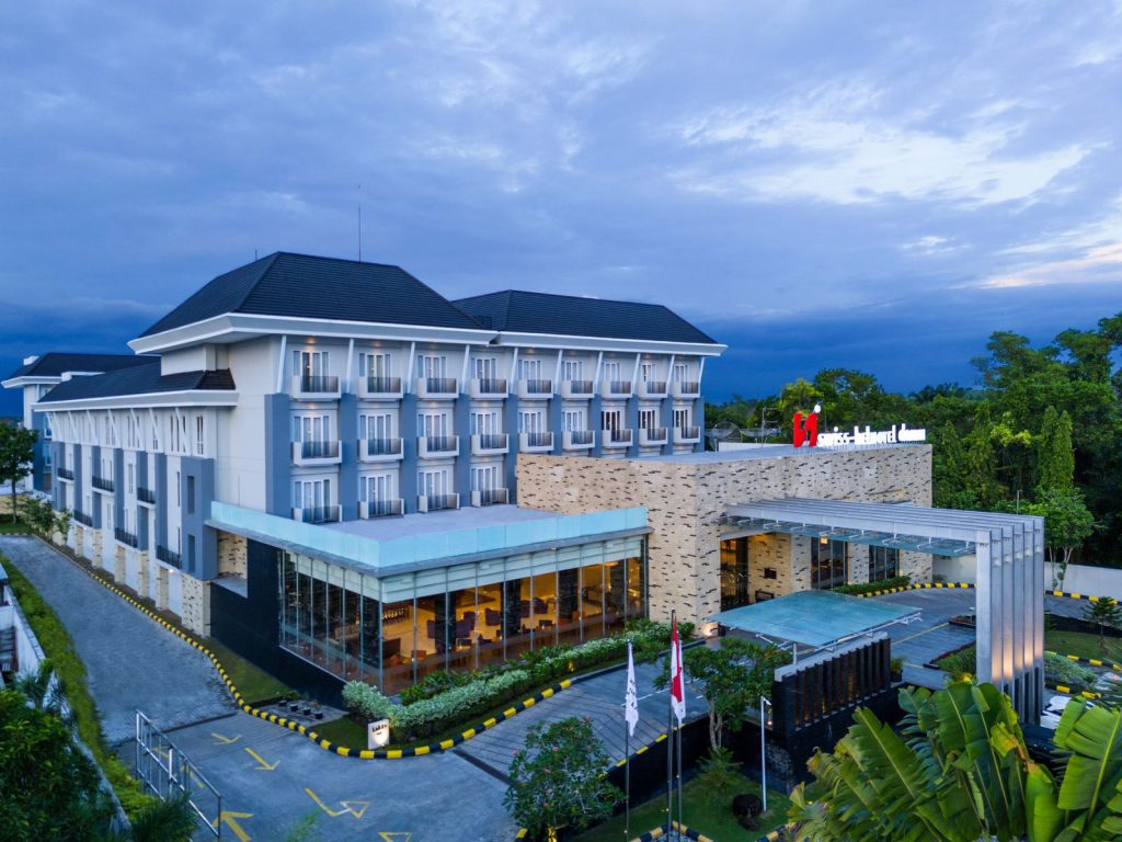 Palangkaraya, Swiss Bel hotel | Rama Tours