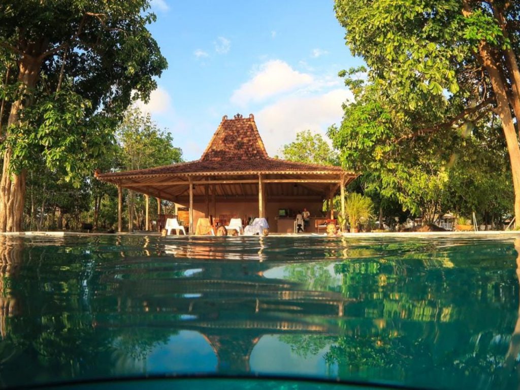 Sumbawa, Pulau Moyo, Maleo Moyo hotel | Rama Tours