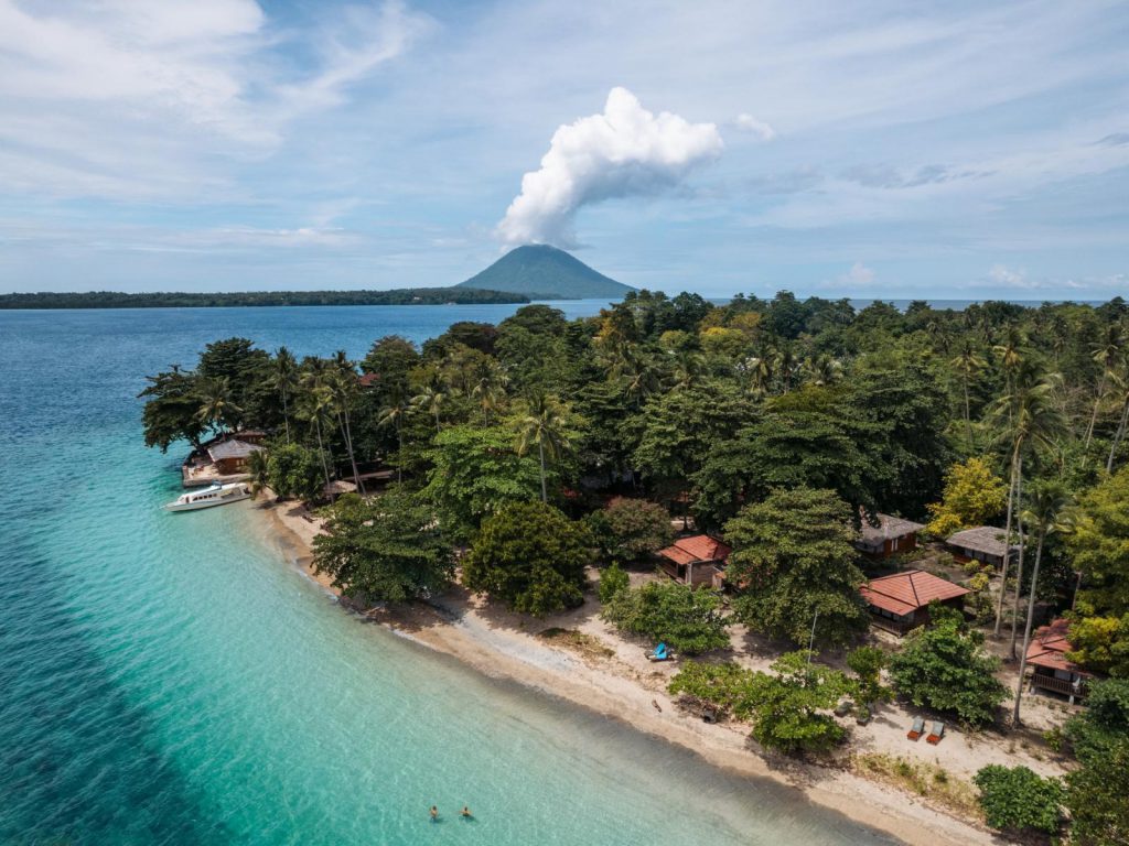 Siladen, Kuda Laut Boutique Dive Resort | Rama Tours