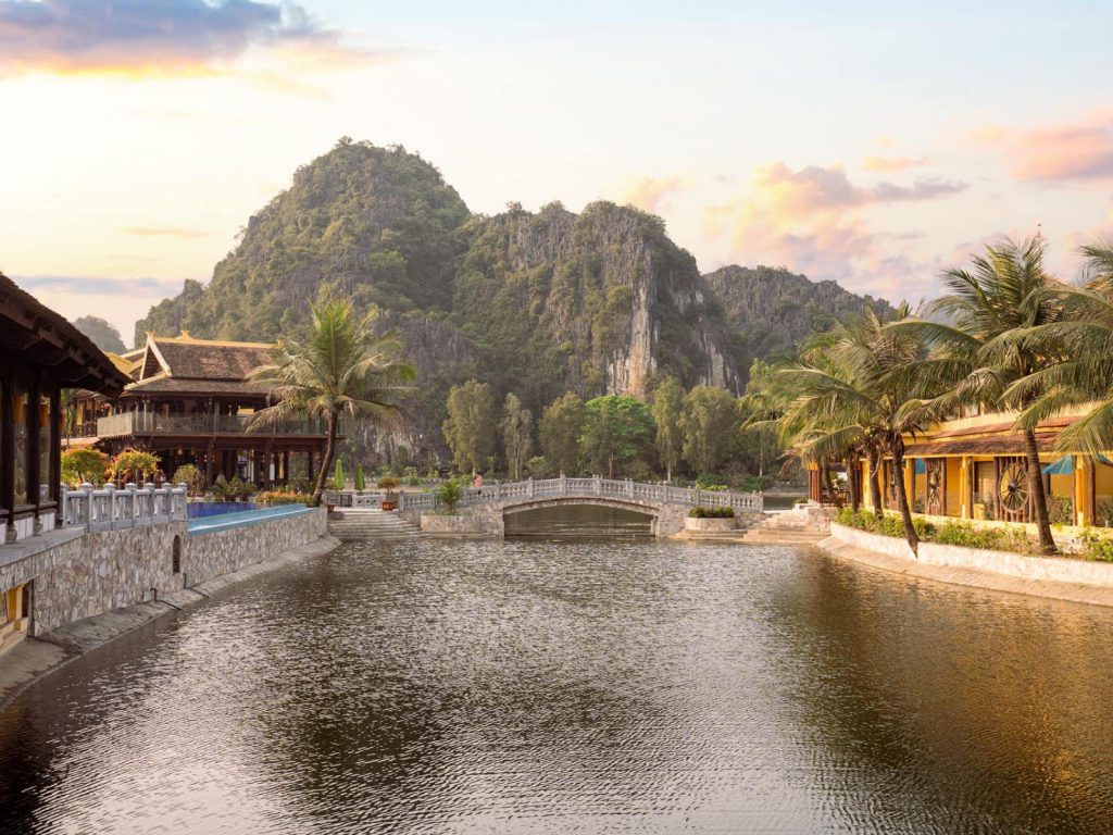 Ninh Binh, Emeralda Resort Tam Coc | Rama Tours