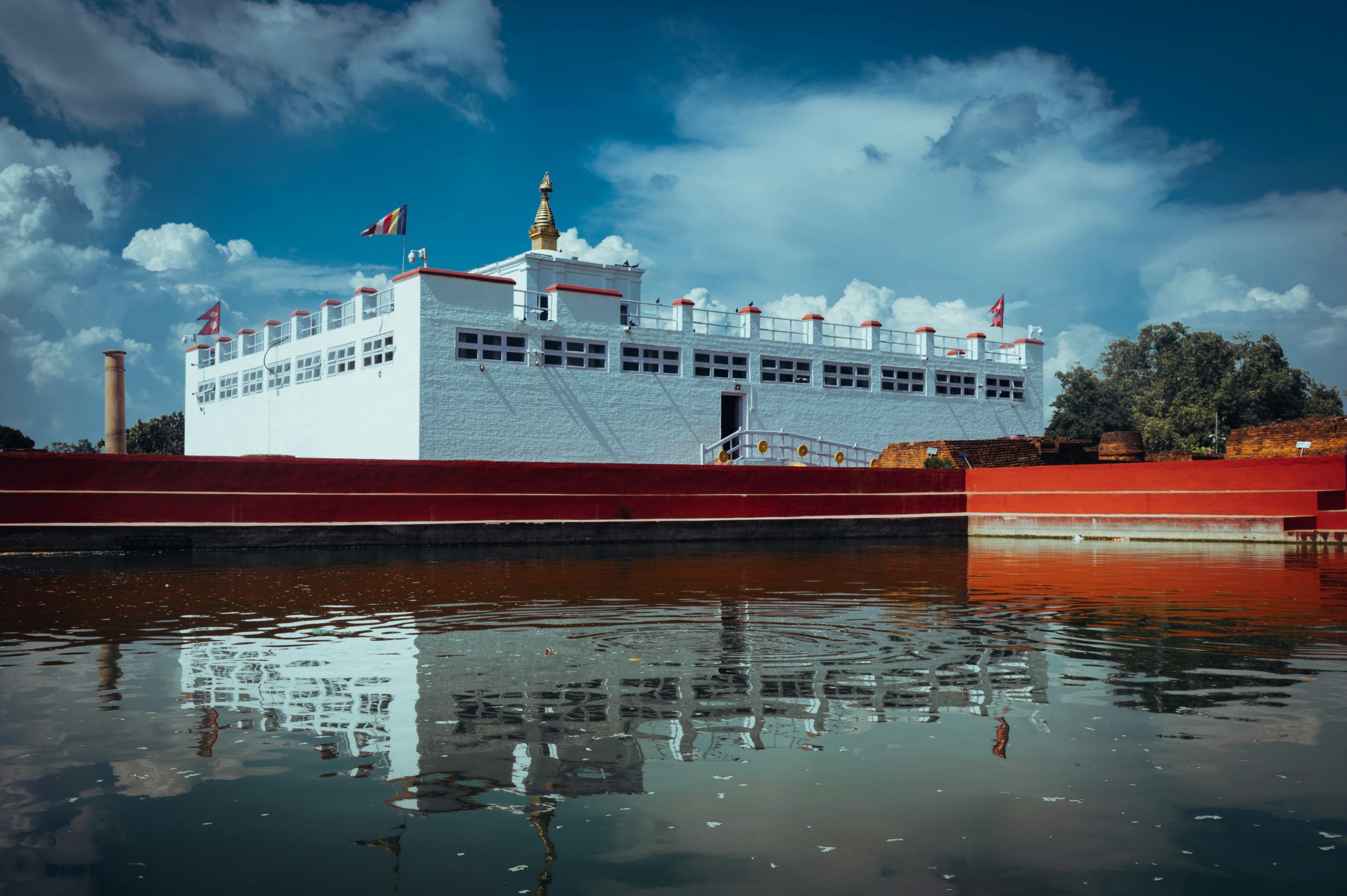 Rondreis Nepal, Lumbini, temple complex
