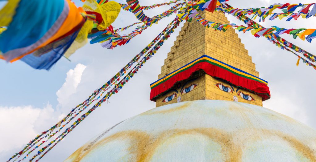 Rondreis Nepal, Kathmandu, Boudhanath Stupa, gebedsvlaggetjes