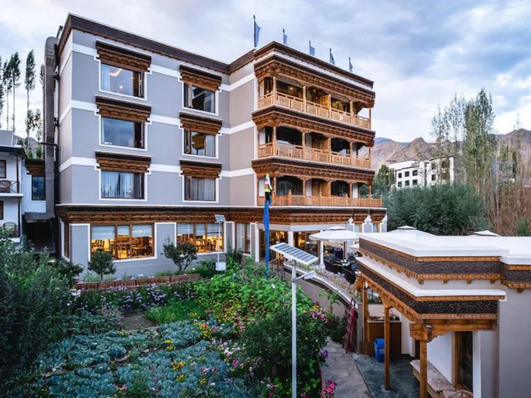 Hotels | Rama Tours