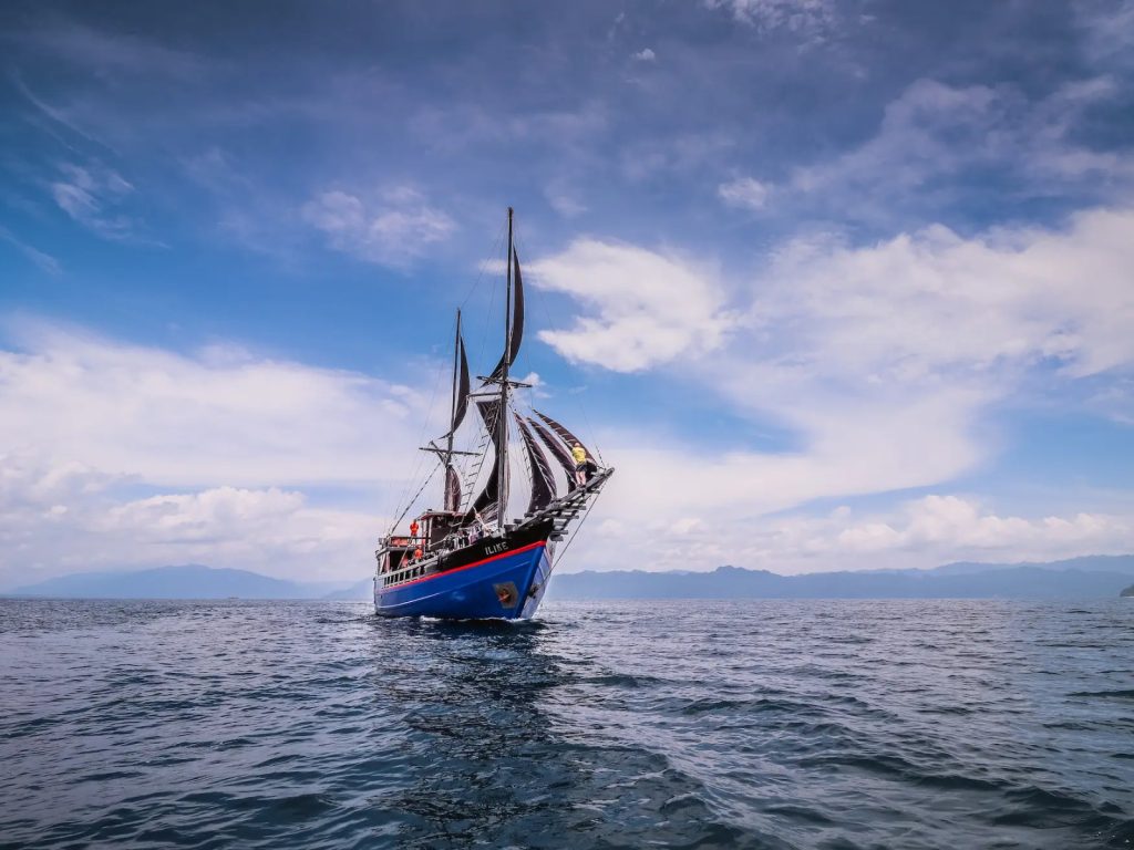 Liveaboard, Iliké | Rama Tours