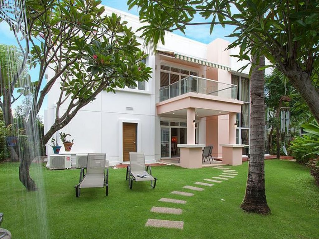 Hua Hin, Blue Lagoon Villa 1 | Rama Tours