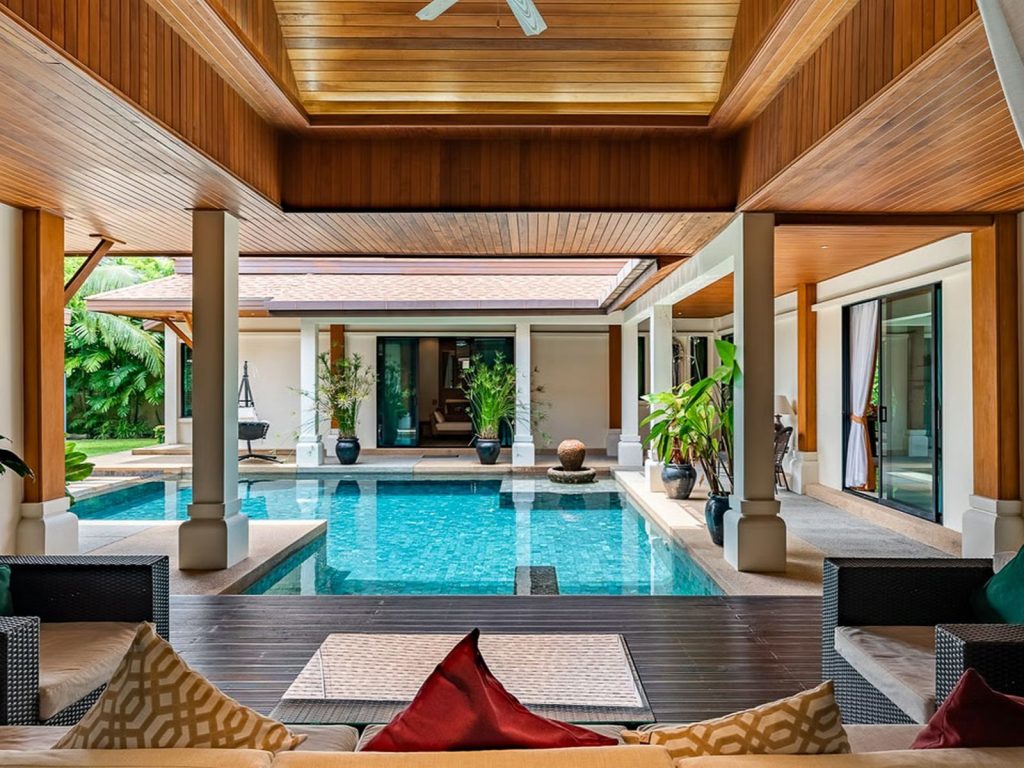 Phuket, Champagne Villa | Rama Tours